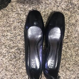 BCBG Black Patent Pumps Sz 9